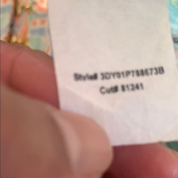 New Direcctions Colorful Paisley Women's Top - Picture 6 of 15